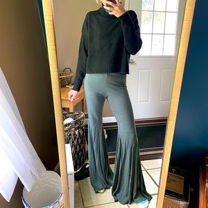 Free People Green Belle Bottom Pants size 6
